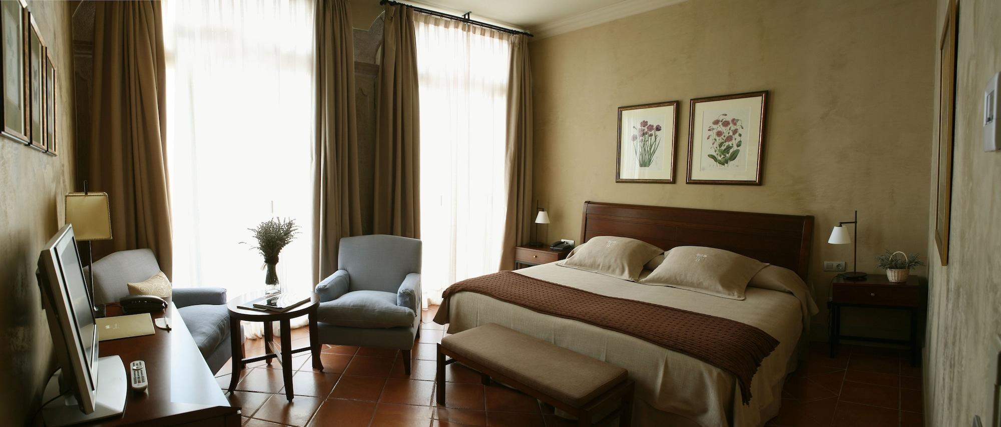 Bremon Boutique Hotel By Duquessa Hotel Collection Cardona Exterior foto