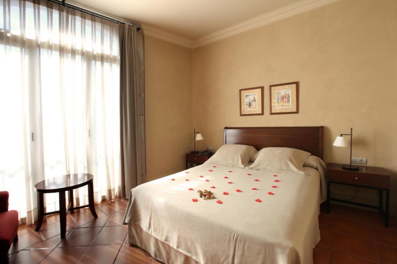 Bremon Boutique Hotel By Duquessa Hotel Collection Cardona Zimmer foto